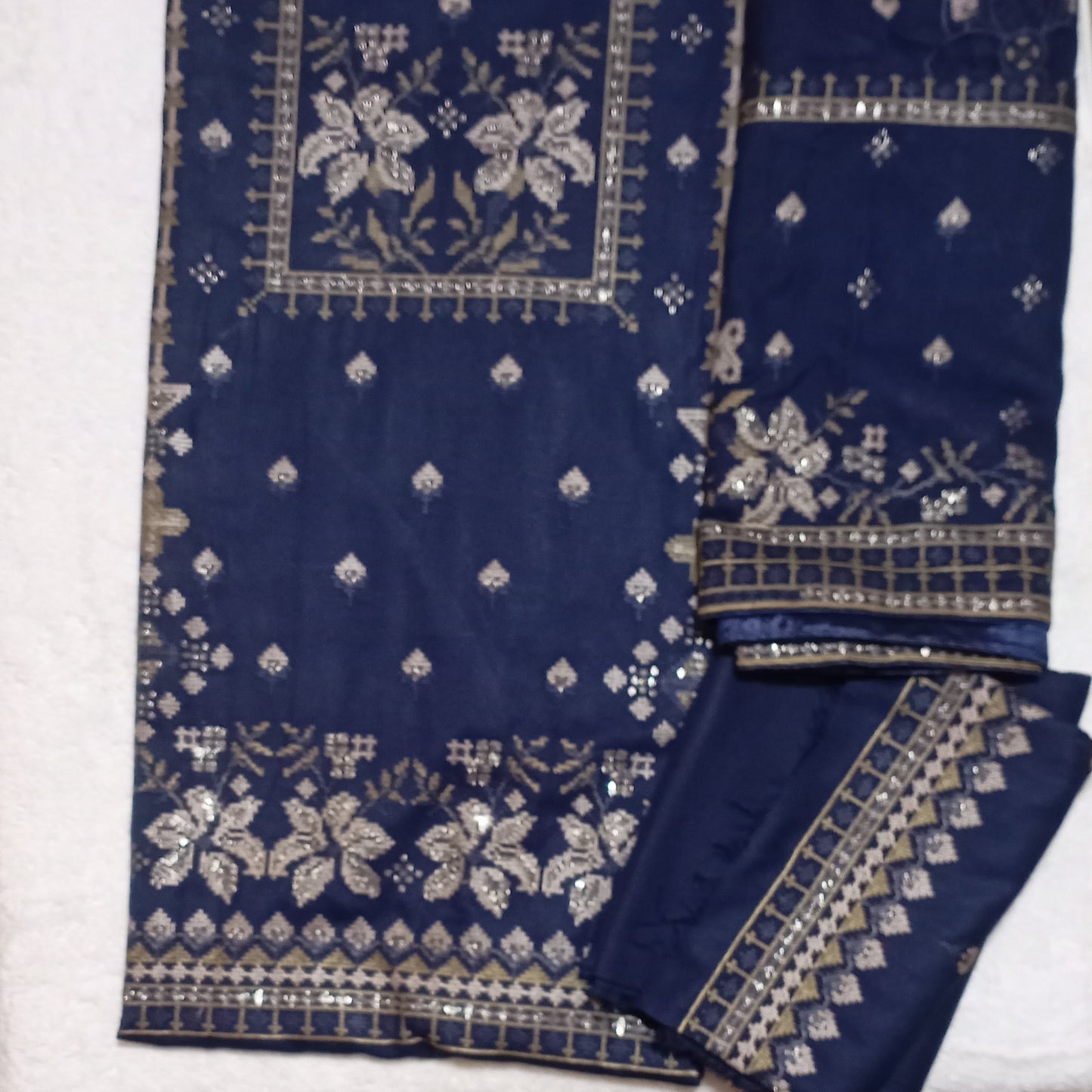 3 PIECE - EMBROIDERED DHANAK SUIT